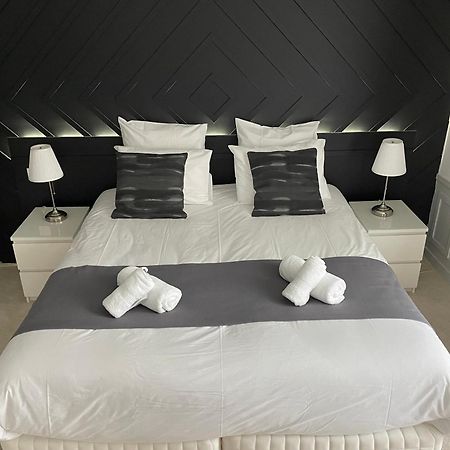 Le Troncais Hotel Saint-Bonnet-Troncais Bagian luar foto