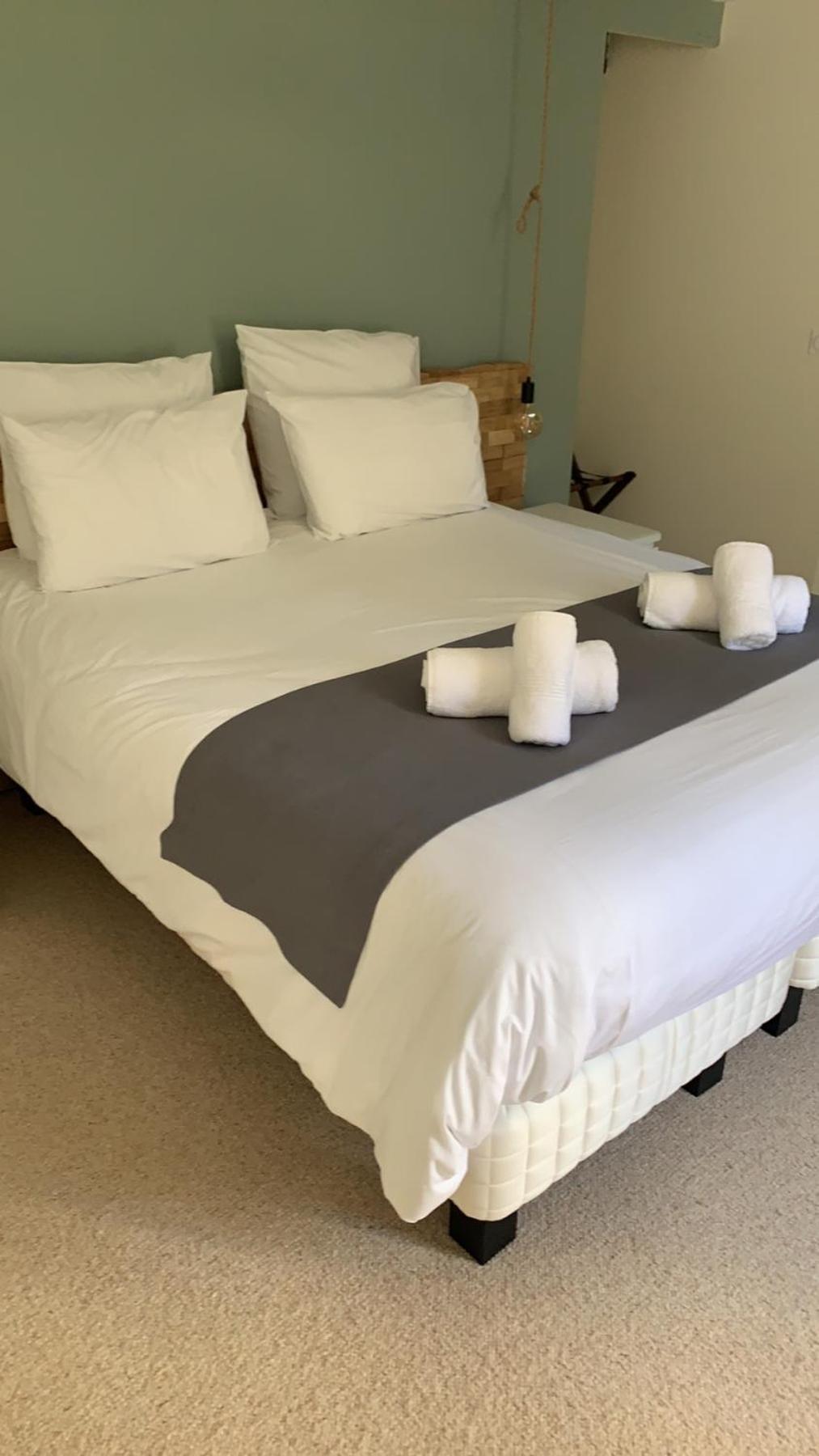 Le Troncais Hotel Saint-Bonnet-Troncais Bagian luar foto