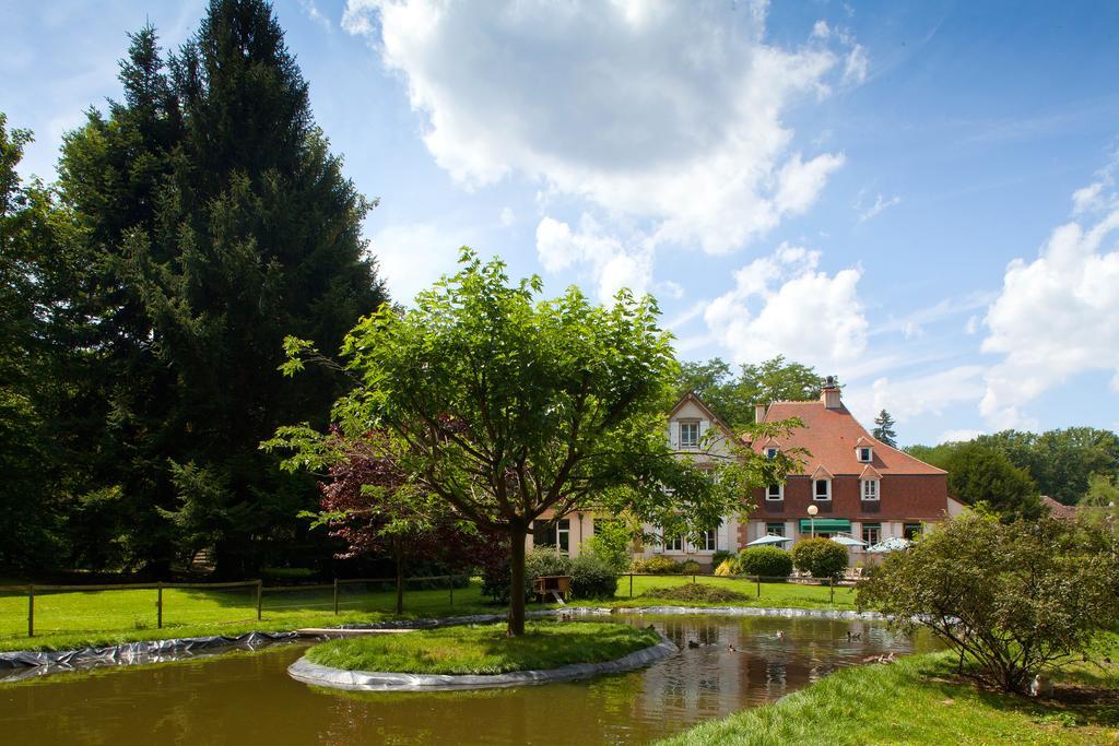 Le Troncais Hotel Saint-Bonnet-Troncais Bagian luar foto