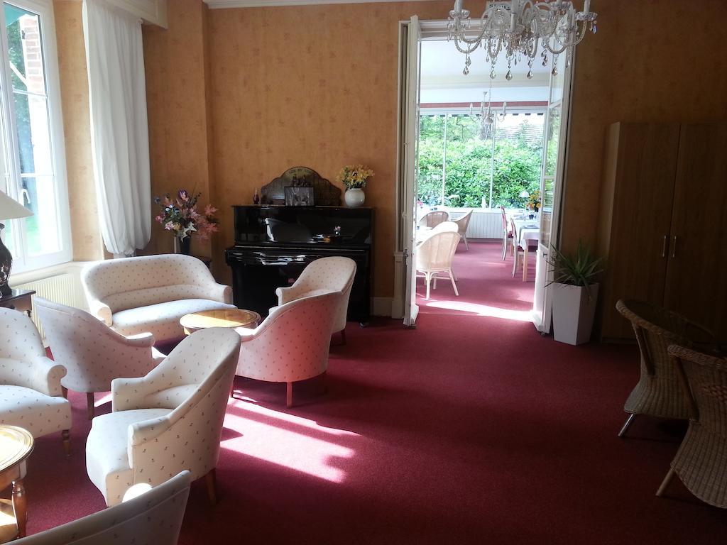 Le Troncais Hotel Saint-Bonnet-Troncais Bagian luar foto